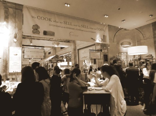 Wine & appetizers at the Eataly bar